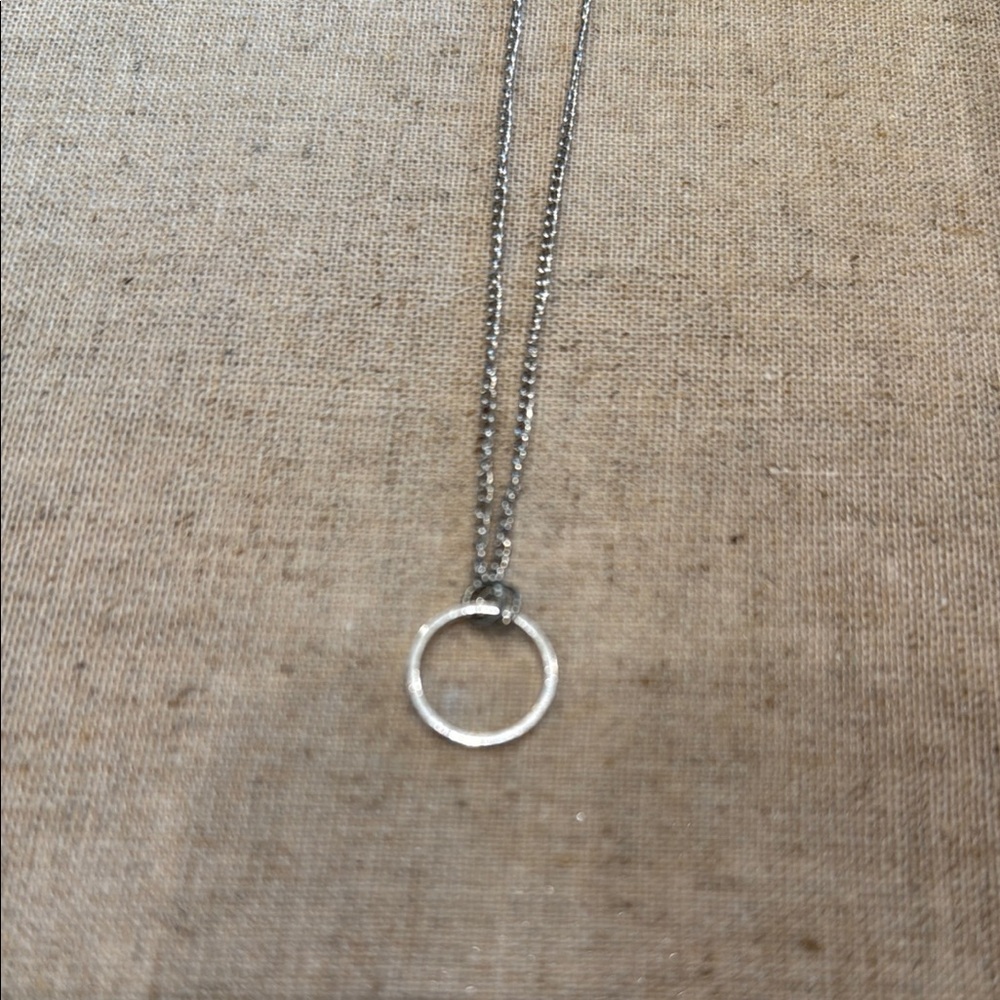 Elegant Silver Circle Pendant Necklace